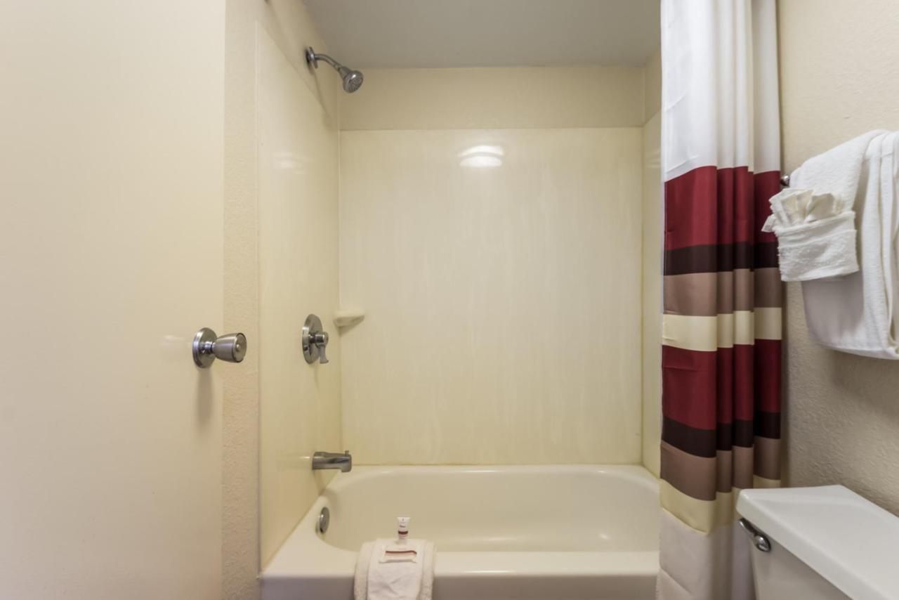 Red Roof Inn Milwaukee Airport Oak Creek Ngoại thất bức ảnh