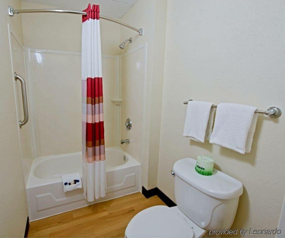 Red Roof Inn Milwaukee Airport Oak Creek Ngoại thất bức ảnh